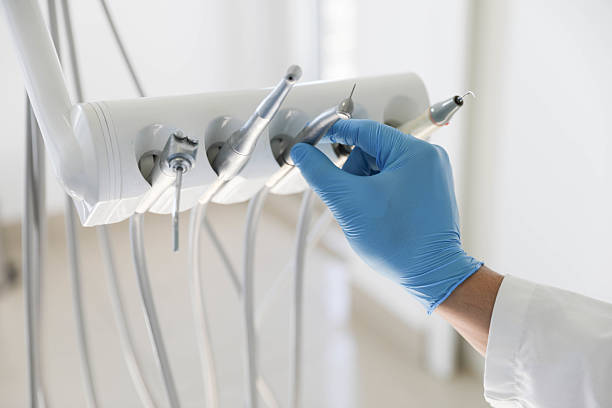Professional Emergency Dentist technician working in Benton, AR